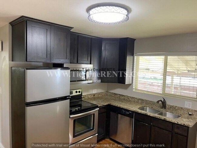 Building Photo - This property offers a NO DEPOSIT option available for qualified renters!