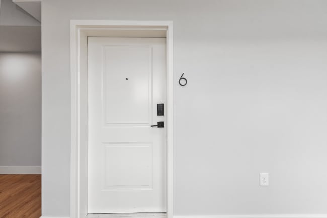 Building Photo - 6011 Madison Rd