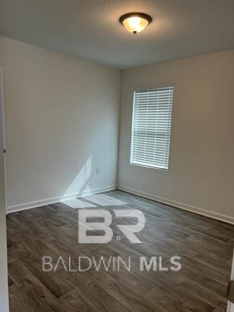 Foto del edificio - 15157 Forsythia Lp