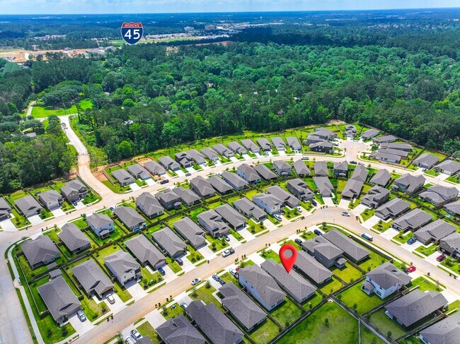 Foto del edificio - 6721 Chinapkin Oak Ln