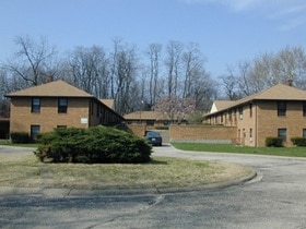 Primary Photo - 205 E Forrest Hill Ave