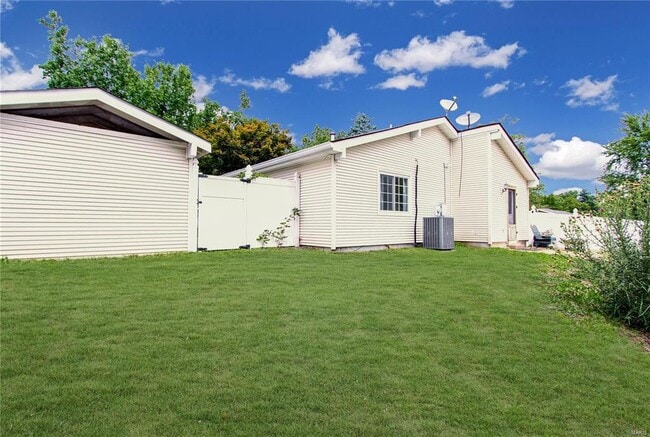 Foto del edificio - 591 Britmore Ct