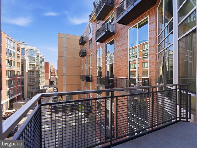 Building Photo - 1515 15th St NW