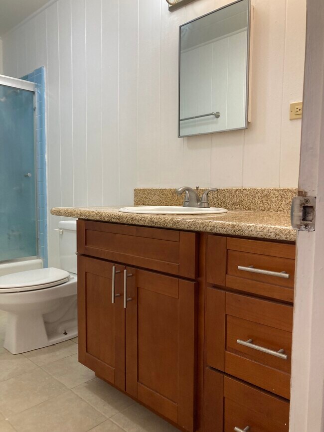 baño - 1135 Piikoi Pl