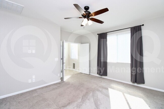 Foto del edificio - 12467 W State Ave