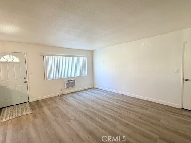 Foto del edificio - 1370 Springfield St