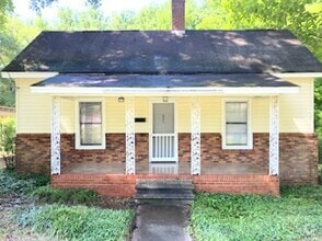 Building Photo - 621 N Mountain St