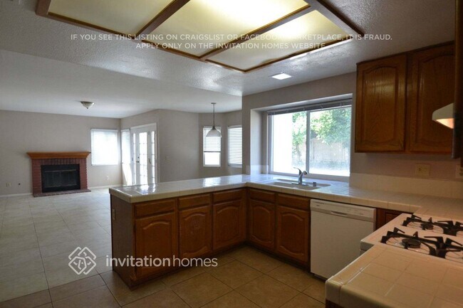 Foto del edificio - 31348 Huron St