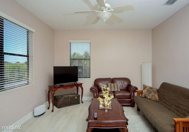 Building Photo - 4 br, 4 bath House - 355 Snapdragon Loop