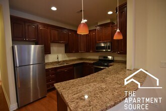 Building Photo - 5140 N Clark St