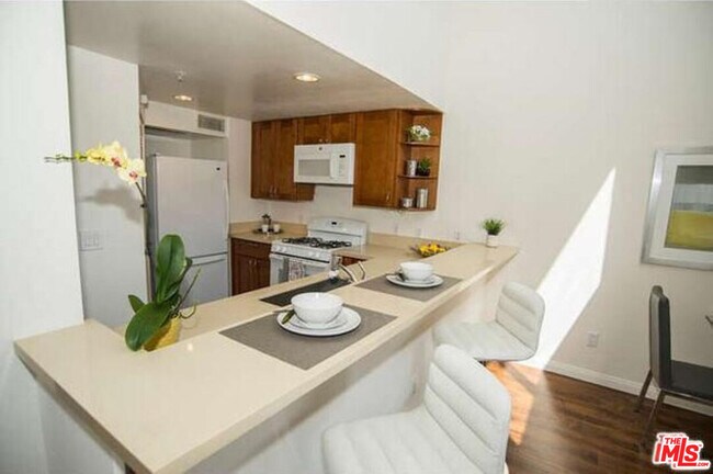 Foto del edificio - 13200 Pacific Promenade