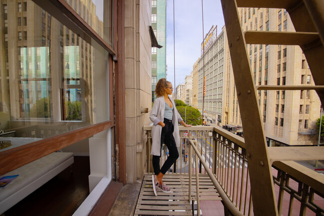 Vistas al centro de Los Ángeles - Blackstone Apartments