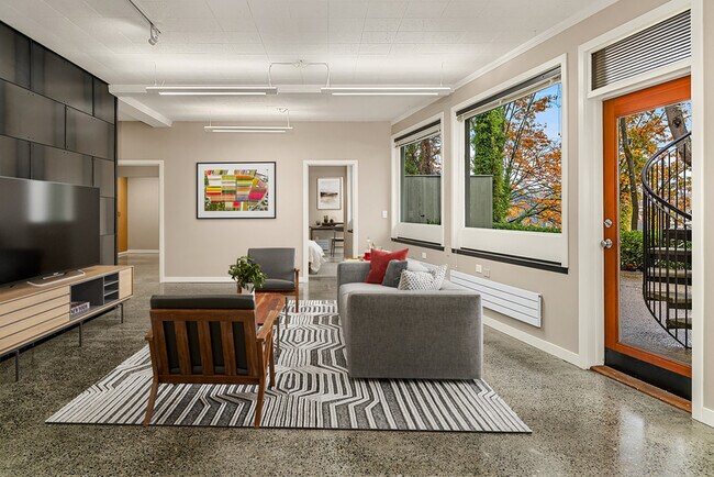 Foto del edificio - 2562 Dexter Ave N