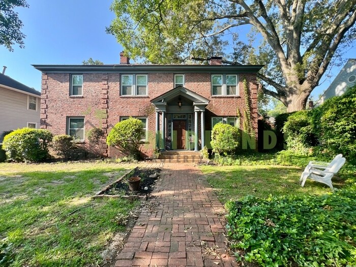 Primary Photo - 2808 Wheat St