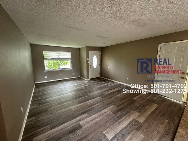 Foto del edificio - 110 Robinwood St