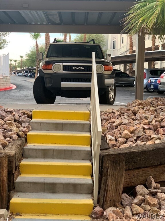 Foto del edificio - 2044 Mesquite Ln