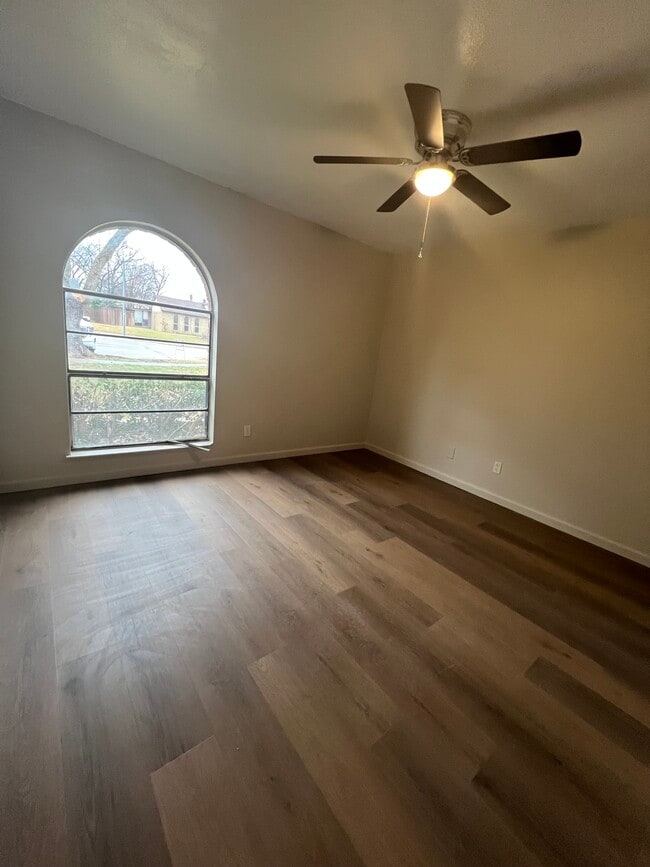 Building Photo - 6500 Kiowa Ct