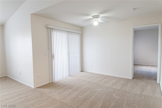 Building Photo - 1150 N Buffalo Dr