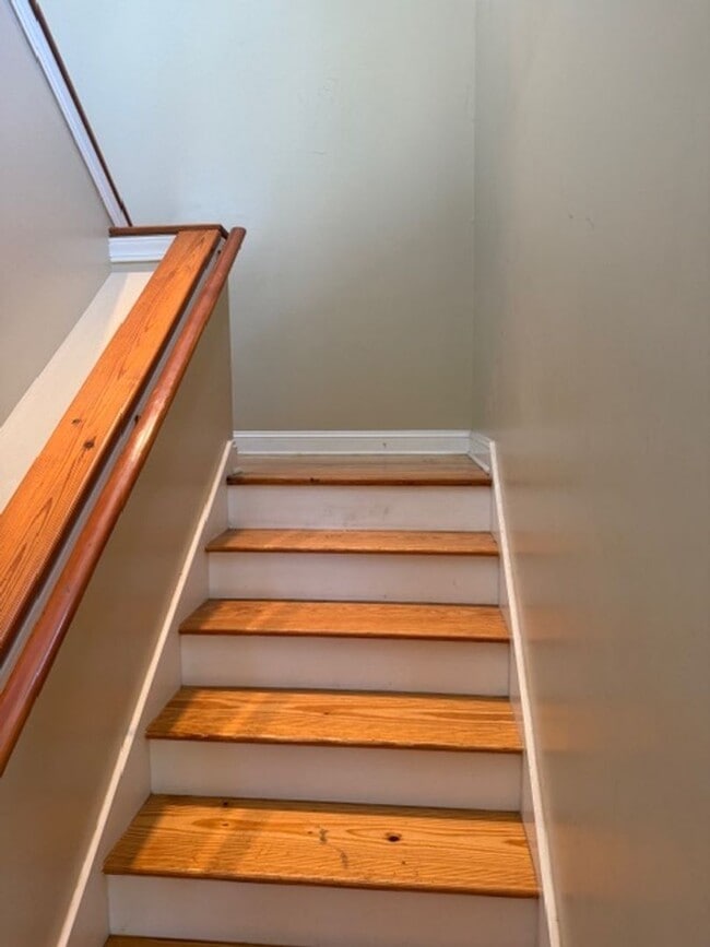 Foto del edificio - Welcome To Midway Farms NO HOA