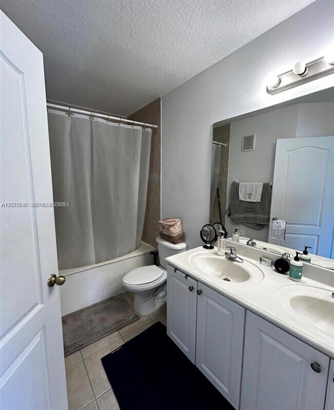 Photo - 12805 SW 31st Ct Apartment