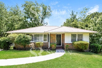 Building Photo - 541 Zinnia Ln