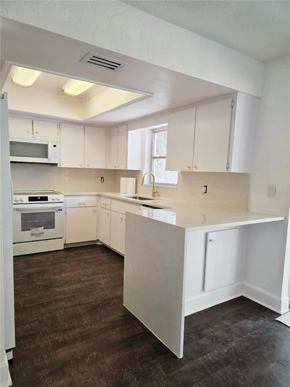 Foto del edificio - 5210 Dr M.L.K. Jr St N