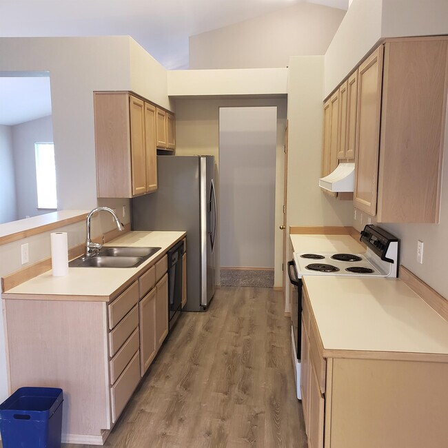 Foto del edificio - 5729 65th St NE