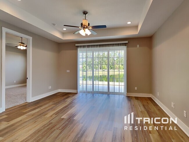 Foto del edificio - 398 Charlie Way