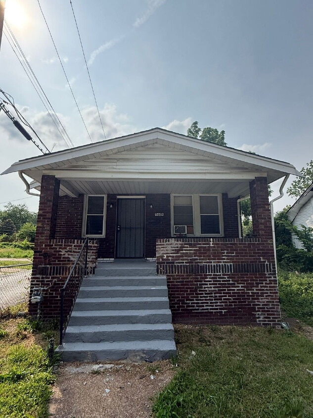 Primary Photo - 5619 Park Ln