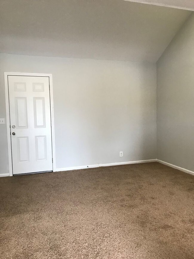 Unique Lofted Studio Apartment Apartment for Rent in Smyrna, TN