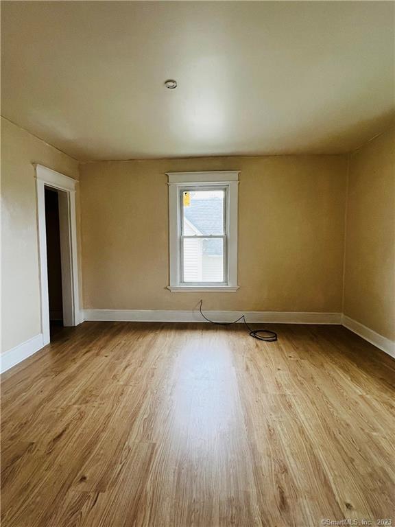 Building Photo - 105 Migeon Ave