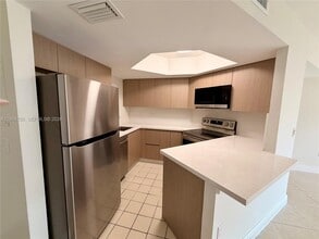 Building Photo - 8353 Lake Dr