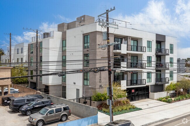 Foto del edificio - 4320 Inglewood Blvd