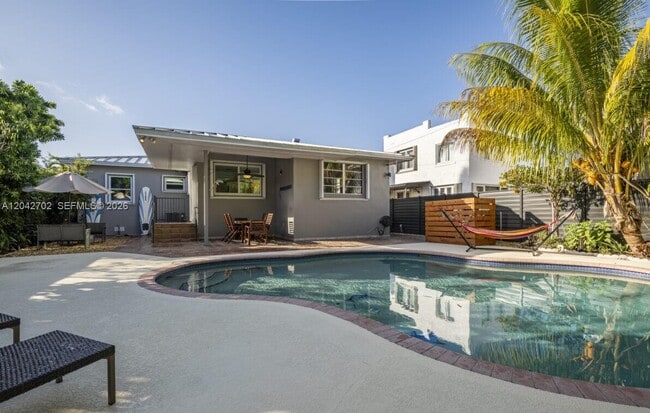 Foto del edificio - 1745 SW 11th Terrace