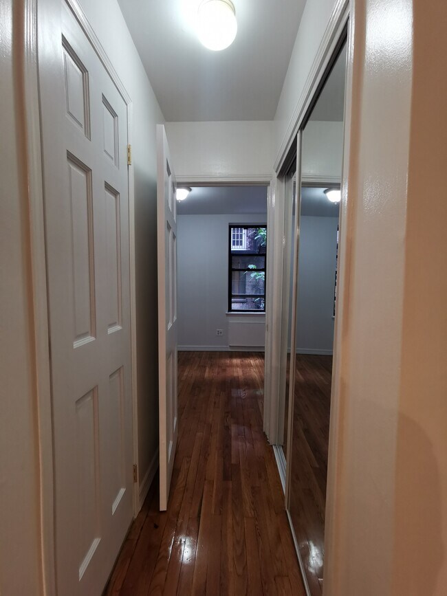 Foto del edificio - 216 E 29th St