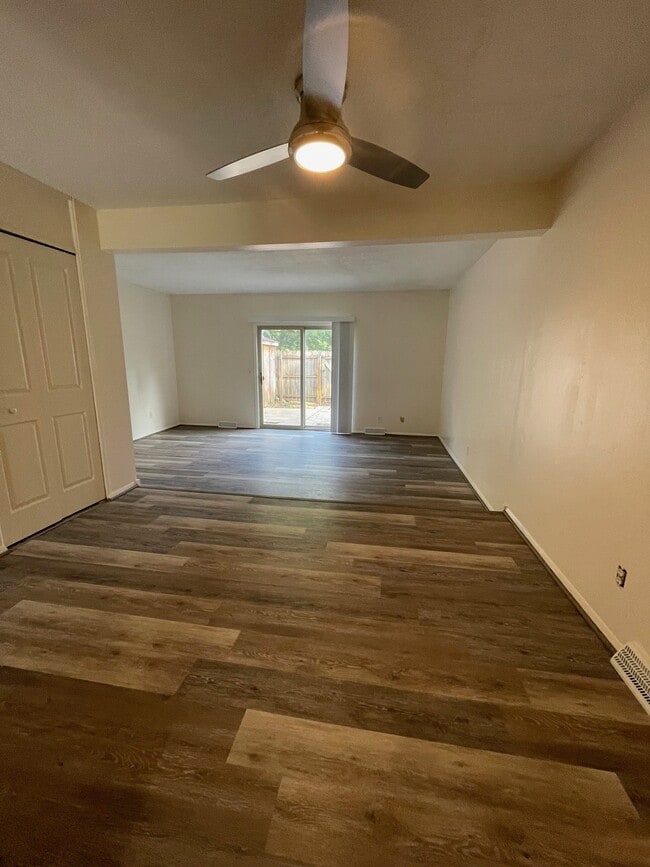 Building Photo - 6534 Cornwall Ct