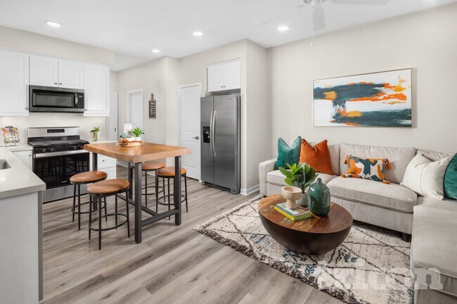 Building Photo - 24651 Amor Ct