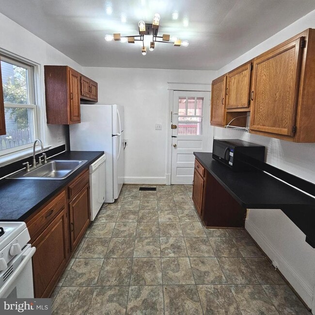 Foto del edificio - 2910 16th St S