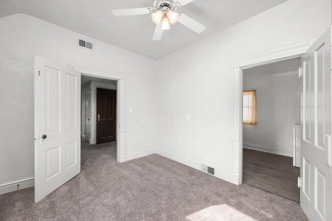 Building Photo - 1703 N Brady St