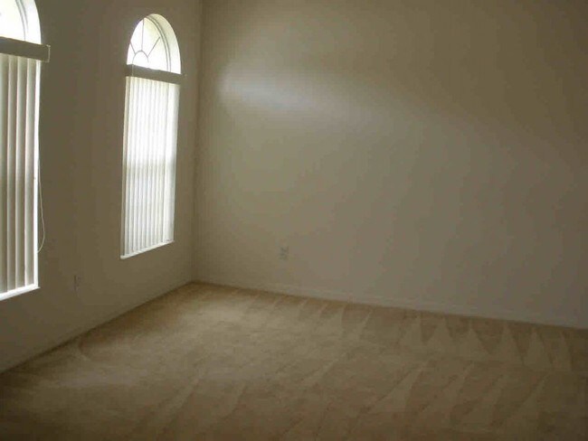 Building Photo - MIRABELLA / LAKE NONA