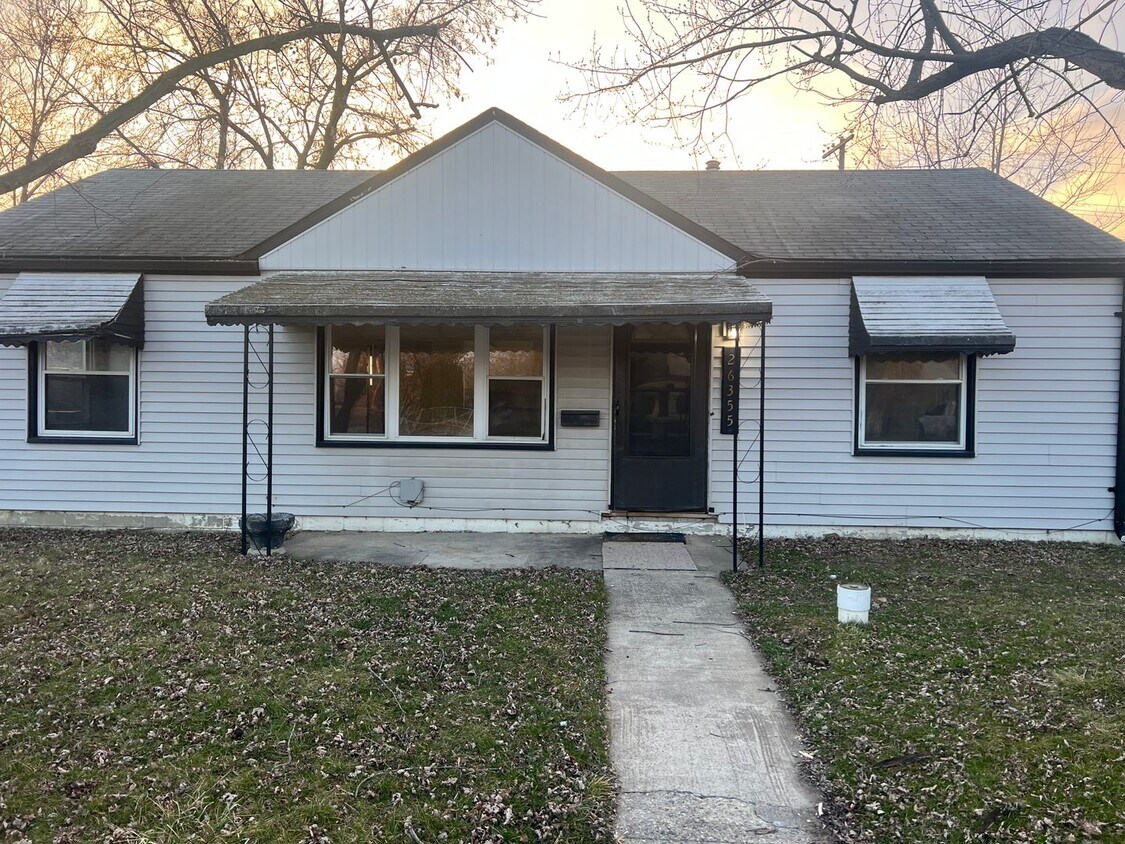 Primary Photo - 26355 Academy St
