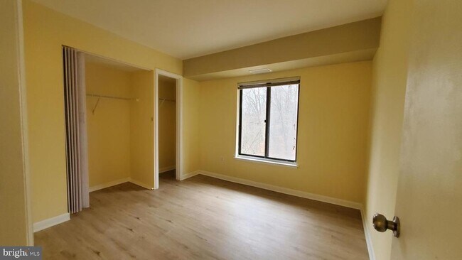 Foto del edificio - 8854 Spiral Cut