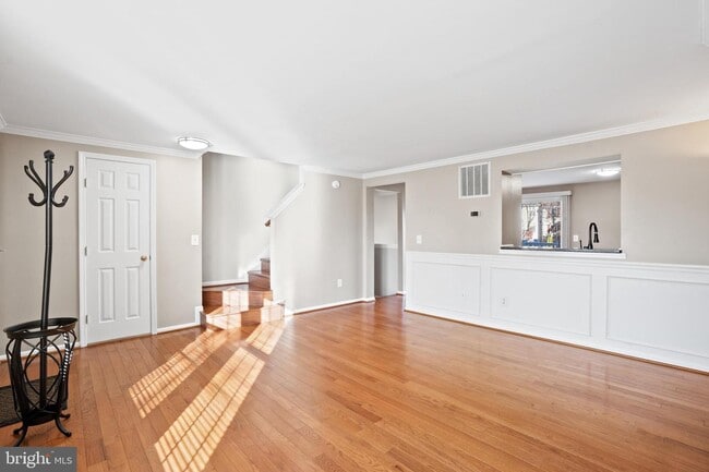 Building Photo - 43841 Chloe Terrace