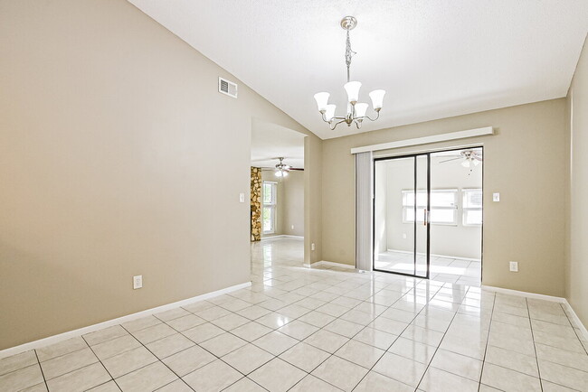 Building Photo - 1348 Andes Dr