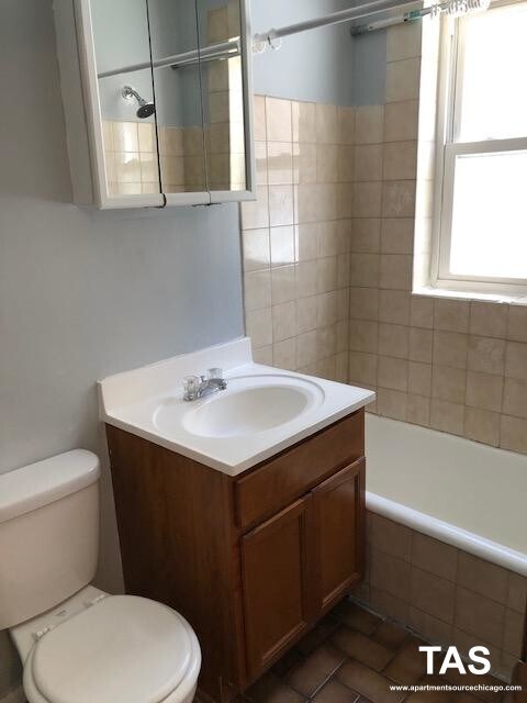 Foto del edificio - 4529 N Malden St