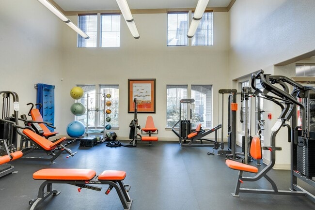 Building Photo - Avanti Cityside