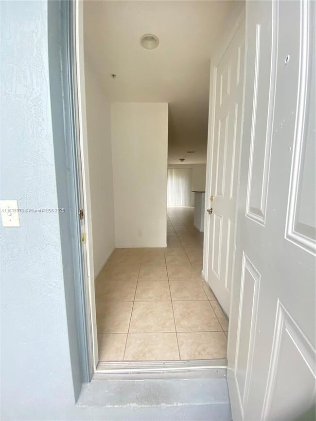Building Photo - 1446 NW 34th Way