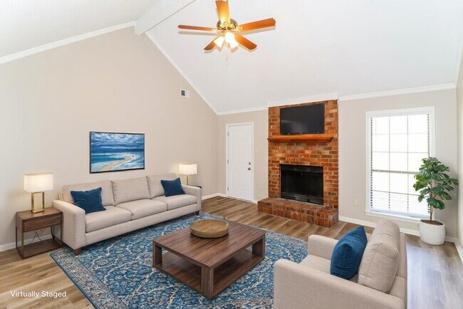 Foto del edificio - 4348 Breeds Hill Dr