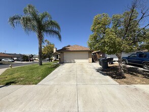 Building Photo - 480 Prairie Way