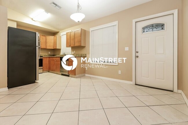 Building Photo - 3 Bedroom Pet-Friendly Home in Cape Coral,...